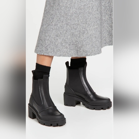 📢 SALE *00342-002 NEW! TORY BURCH Chelsea Lug Sole Ankle Boots - Picture 2 of 15